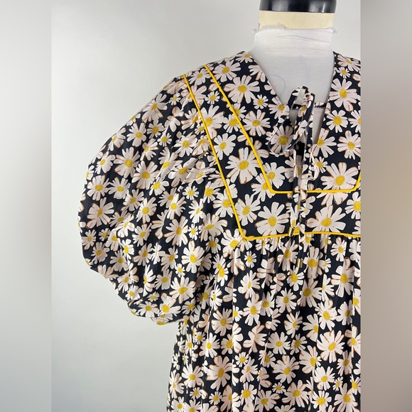 💚 3491. Daisy Floral Tie Front Mini Dress - Picture 4 of 11